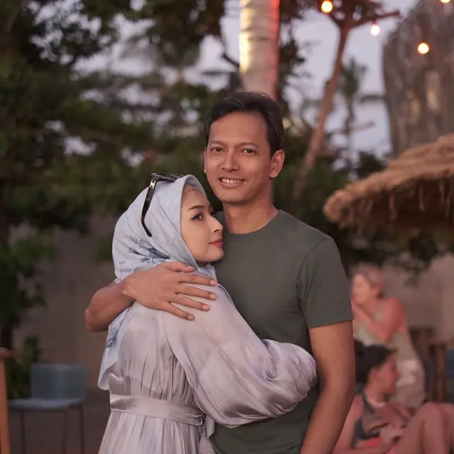 Fedi Nuril dan Vanny Widyasasti (Instagram/fedinuril)