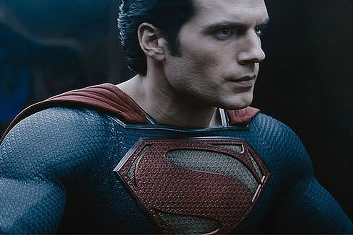 Pengaruh Alien di Kostum Man of Steel