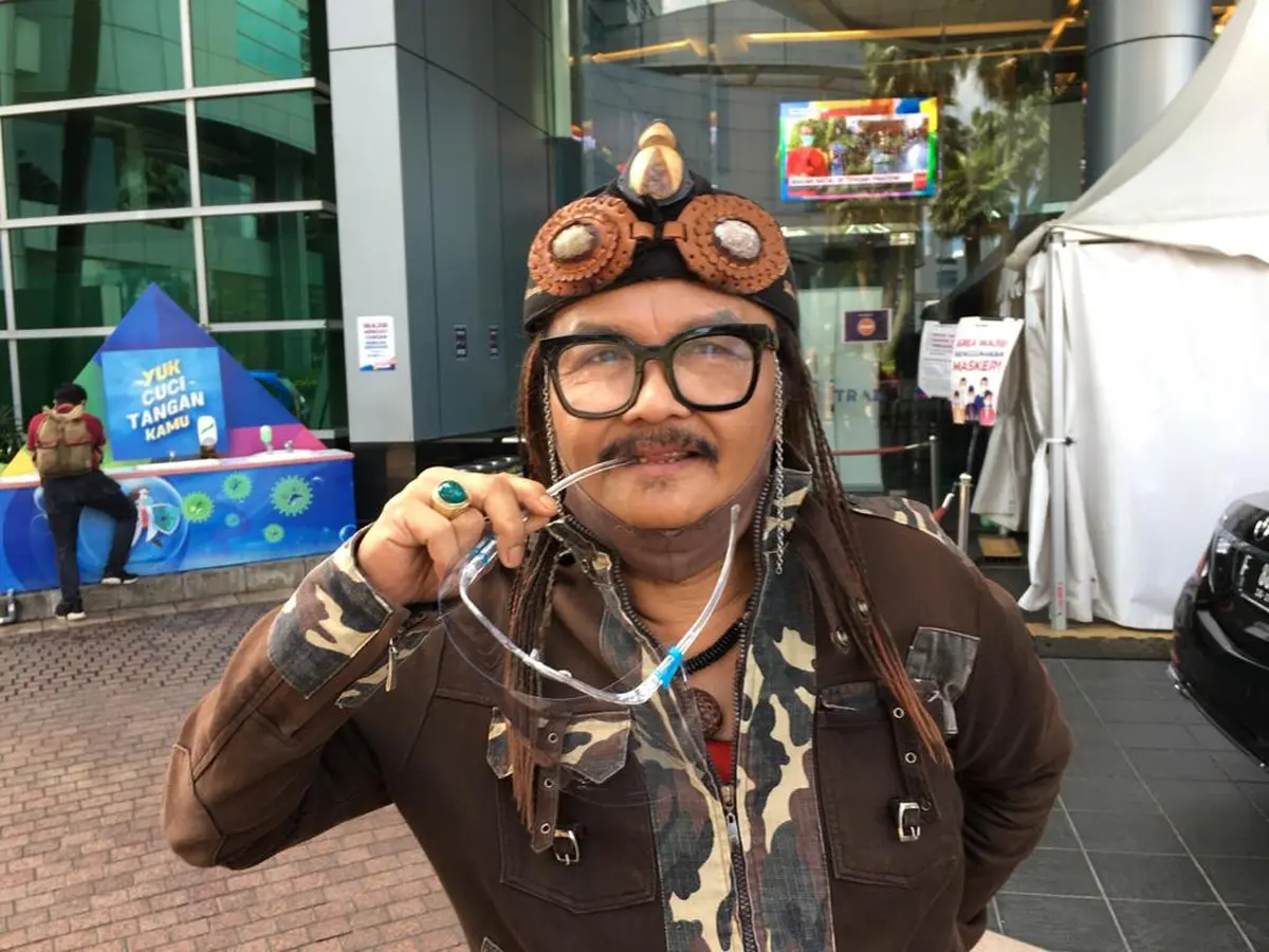 Pedangdut Senior Jhonny Iskandar Meninggal Dunia - ShowBiz Liputan6.com