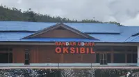 Pesawat sipil yang hendak mendarat di Bandara Oksibil, Kabupaten Pegunungan Bintang, Papua, Senin (9/1/2023), ditembaki kelompok bersenjata Papua. (Liputan6.com/ Ist)