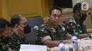 Panglima TNI Jenderal Andika Perkasa saat mengikuti rapat dengan Komite I DPD di Nusantara VI, Kompleks Parlemen MPR/DPR-DPD, Senayan, Jakarta, Selasa (8/2/2022). Rapat kerja ini membahas mengenai Pelaksanaan UU Nomor 43 Tahun 2008 tentang Wilayah Negara. (Liputan6.com/Angga Yuniar)