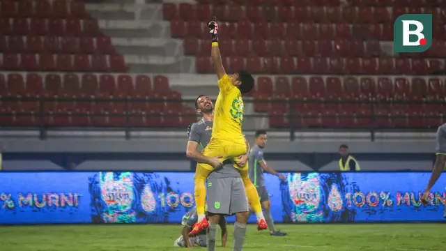 Arema FC vs Persebaya Surabaya