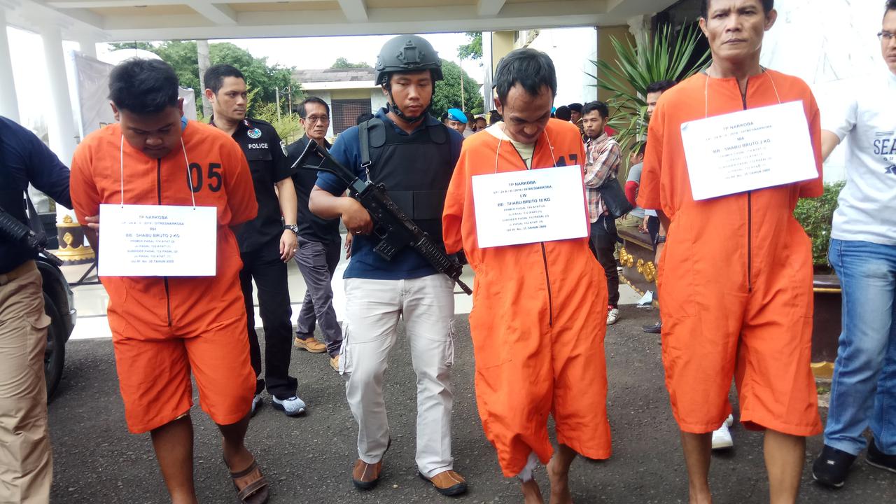 Pengedar Narkoba Bungkus Teh Tiongkok Tergiur Upah Ratusan Juta