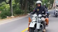 Me Time ala Ridwan Kamil Usai Urus Keperluan Keluarga, Potong Rambut hingga Motoran (Tangkapan Layar Instagram/ridwankamil)