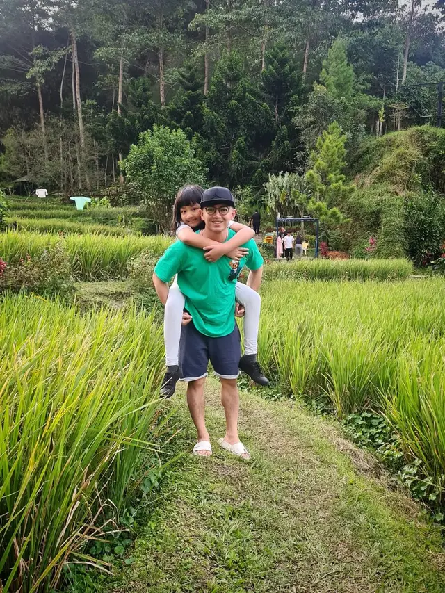 Nicky Tirta dan Putrinya