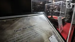 Salah satu  satu artefak atau peninggalan Nabi Muhammad SAW beserta Para Sahabat yang dipamerkan di Jakarta Islamic Centre (JIC), Jumat (23/4/2021). JIC menggelar pameran yang menampilkan artefak atau benda peninggalan Nabi Muhammad SAW dan Para Sahabat. (merdeka.com/Iqbal S Nugroho)