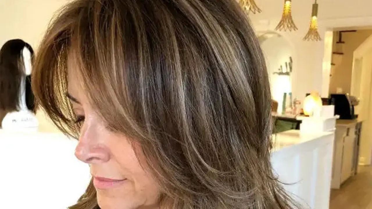 Warna Rambut Wanita Bikin Awet Muda
