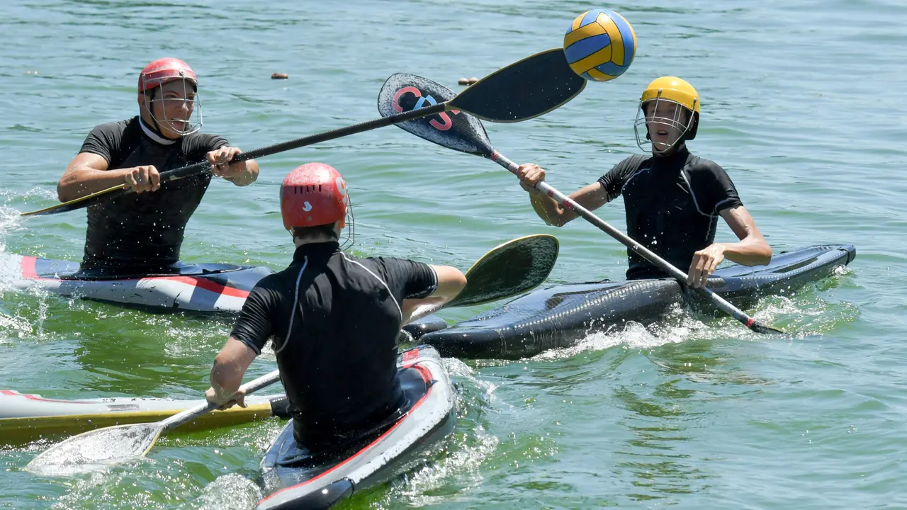 Canoe polo
