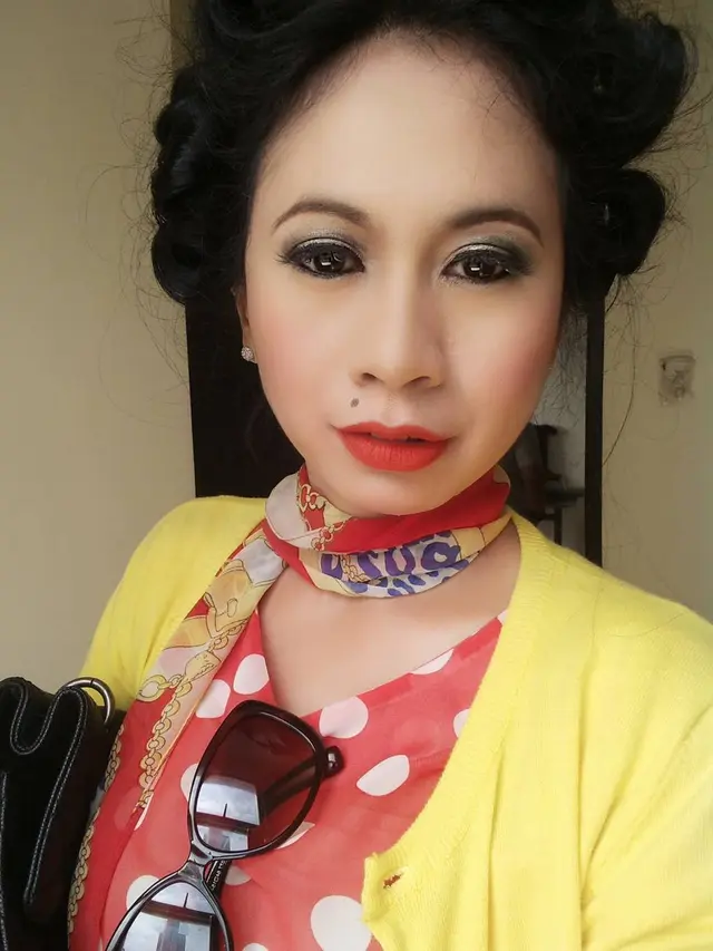 9 Potret Glamor Ana Pinem, Oline Mendeng dan Lala Choo, Artis Langganan Peran ART