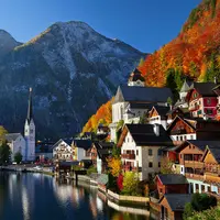 Hallstatt, Austria. (placestoseeinyourlifetime.com)