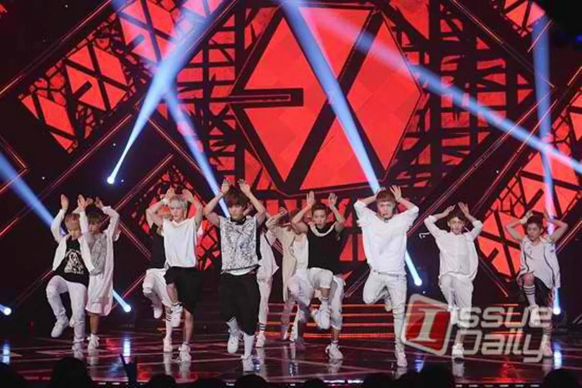 EXO