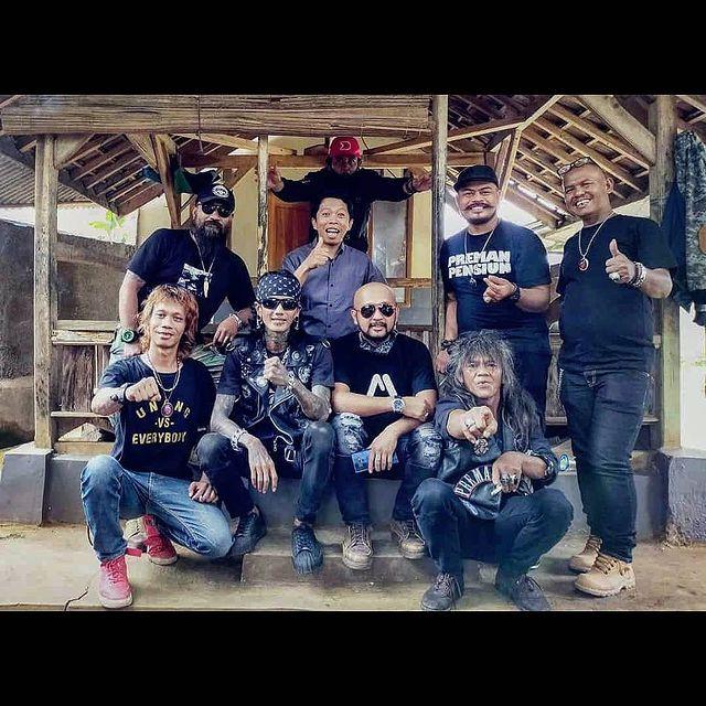 Kang Pipit Preman Pensiun Meninggal, Ini 7 Potret Kenangannya Bersama Para Pemain