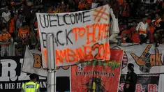 Mantan pemain Persija Jakarta, Bambang Pamungkas, kembali berlaga di Stadion GBK, (14/8/2014). (Liputan6.com/Helmi Fithriansyah) 