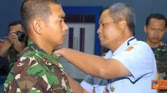 Citizen6, Jakarta: Sebelum diberangkatkan ke daerah penugasan, diberi pembekalan yang berkaitan dengan pelaksanaan tugas di daerah operasi. Latihan ini akan ditutup pada 30 Mei 2012, diikuti oleh 20 orang peserta. (Pengirim: Badarudin Bakri)