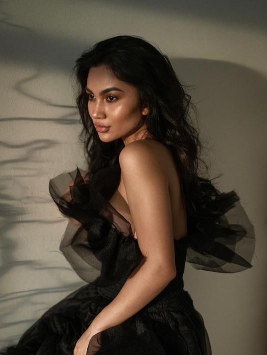 <p>Yang membuat Ariel Tatum sakit hati, ternyata selingkuhan mantannya bukanlah perempuan tetapi sesama pria. (FOTO: instagram.com/arieltatum/)</p>