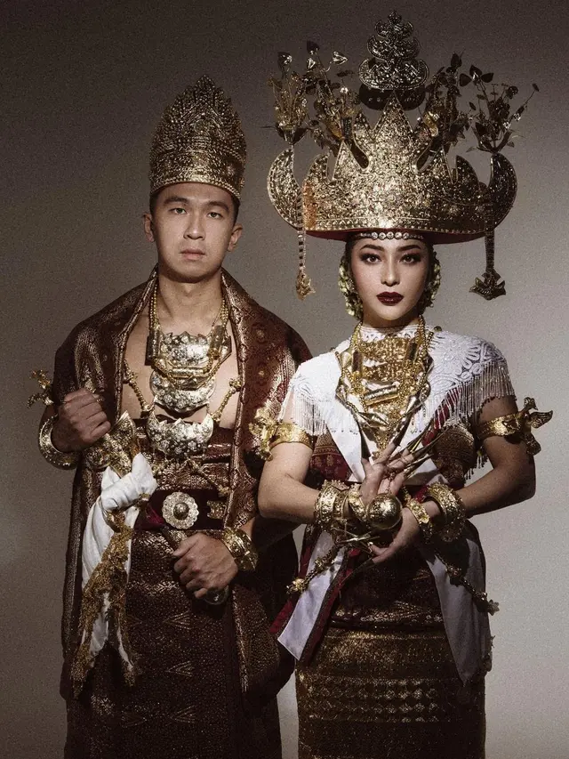 9 Prewedding Selebriti yang Curi Perhatian di 2020, Sederhana hingga Glamor