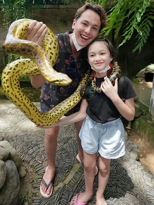 (Instagram/ussypratama)