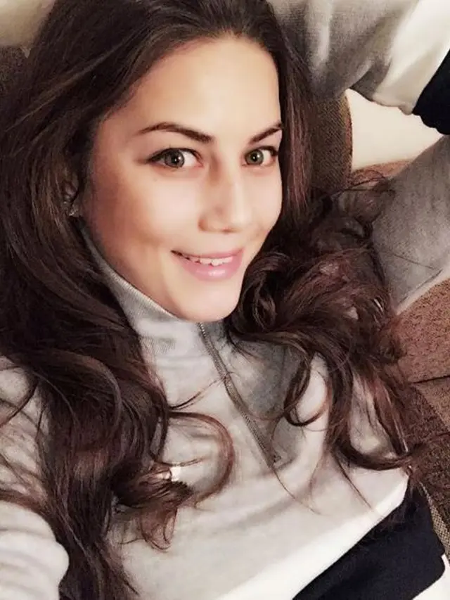 [Bintang] Intip Pesona Firuza Sharipova, Petinju Terseksi dari Kazakhastan