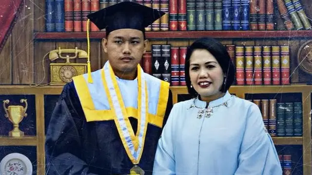 6 Potret Elly Sugigi dan Ketiga Anaknya, Ada yang Pernah Diberikan ke Tukang Sayur