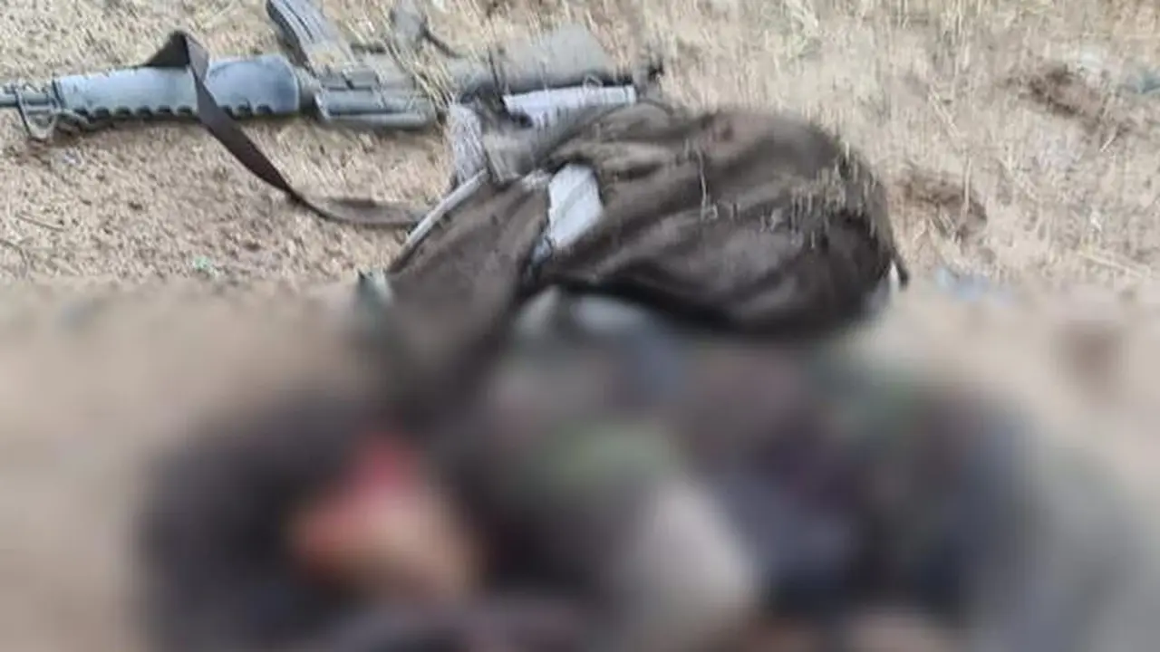 Anggota MIT yang tewas berwajah dan perawakan mirip dengan Ali Kalora, sang pimpinan kelompok yang bertanggung jawab atas kekerasan terhadap sejumlah petani di Kabupaten Poso, Sigi, dan Parigi Moutong. (Foto: Liputan6.com/Heri Susanto)