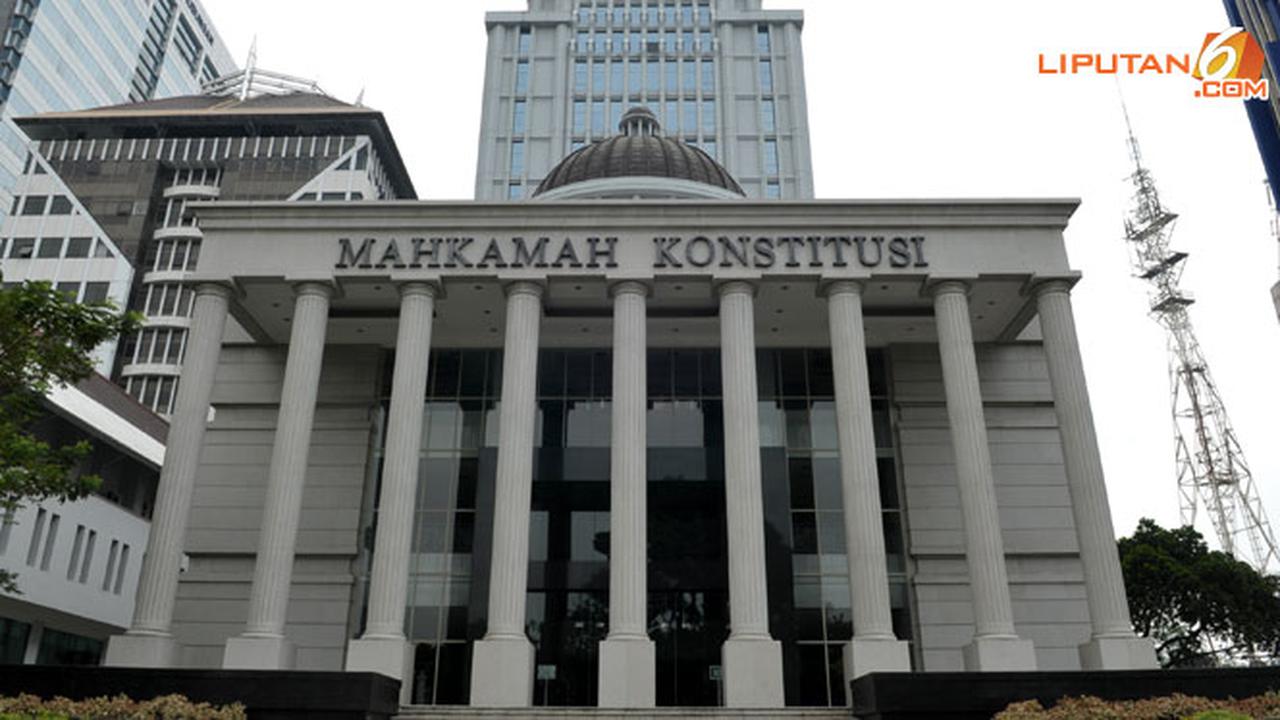 mahkamah-konstitusi-130916b.jpg