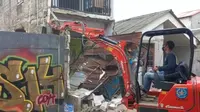 Akan Dibangun Stadion Mini, Belasan Bangunan di Cipayung Depok Dibongkar