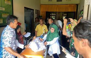 Kasus keracunan massal di SMA 2 Kudus yang menghebohkan warga. (Liputan6.com/Arief Pramono)