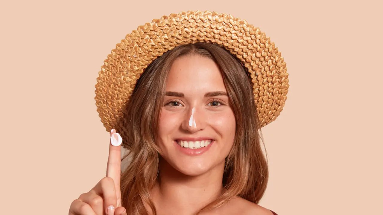 8 Tips Memilih Sunscreen yang Sesuai dengan Klaim Nilai SPFnya Menurut BPOM