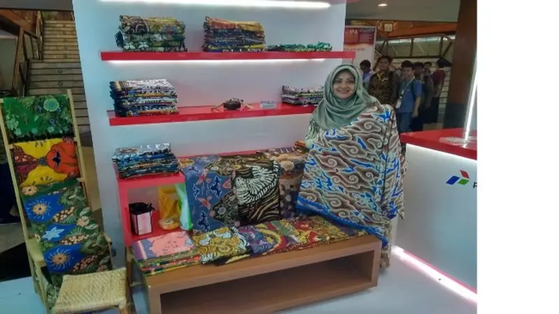 Cerita Efi Warga Cirebon Mendunia Karena Batik