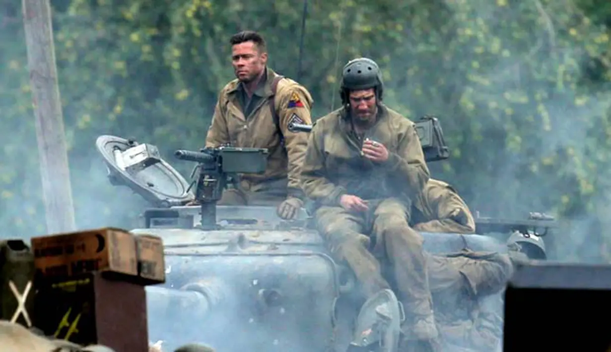 Pasukan sekutu yang masih membuat pertempuran terakhir mereka di Eropa akan dipimpin oleh sersan Wardaddy (Brad Pitt) yang akan memerintahkan lima pria menjadi krunya dalam misi yang mematikan. (Dailymail.co.uk/Splash News/wwn)