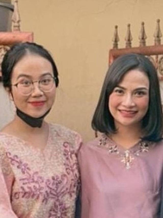 Jarang Terekspos, Ini 6 Potret Mayang Adik Mendiang Vanessa Angel