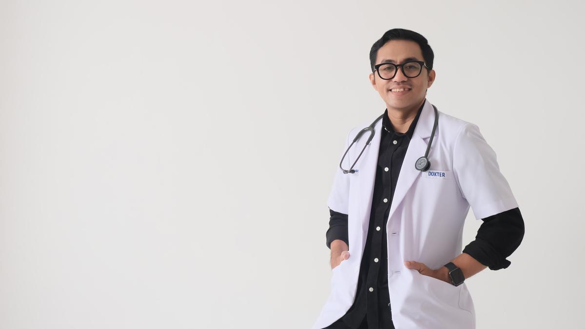 Profil Alumni Kedokteran Unhas, Dokter Iswanto yang Pimpin RS Umum Pekerja