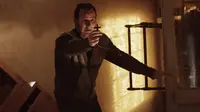 Patrick Wilson di film The Conjuring 2. (screenrant.com)