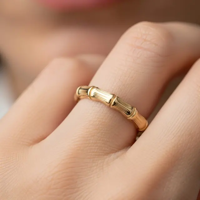 Inspirasi Cincin Emas Model Bambu (Image by Gemini AI)