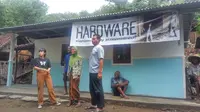 Hardware Clothing melakukan aksi sosial di Yogyakarta melalui renovasi rumah tidak layak. (Liputan6.com/ Switzy Sabandar)