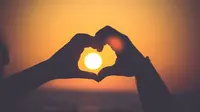 Deep love quotes that resonate with your heart. (Photo: Mayur Gala/Unsplash)