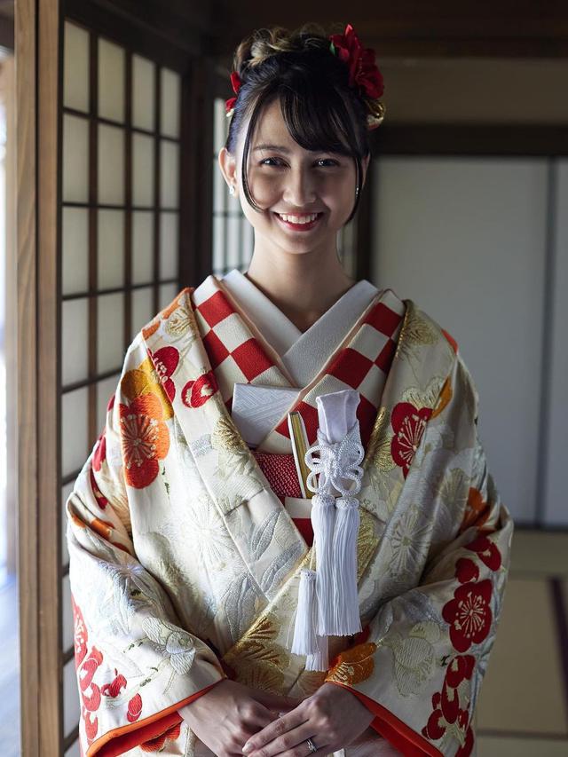 Resmi Menikah, Ini 7 Potret Prewedding Stefi Eks JKT48 Pakai Baju Kimono