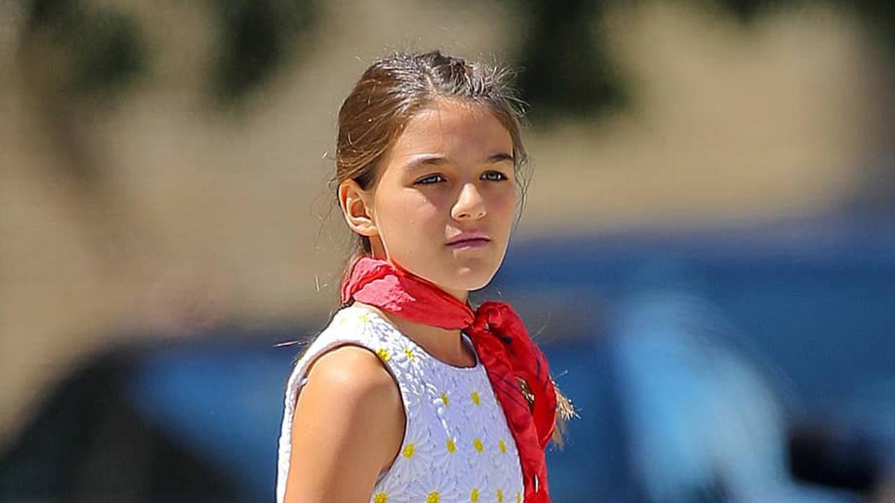 FOTO: Gaya Outfit Casual Suri Cruise, Putri Tom Cruise dan Katie Holmes