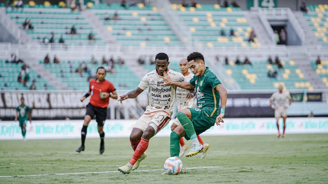 Persebaya dibekuk Bali United di kandang Stadion GBT Surabaya. (Foto: persebaya.id)