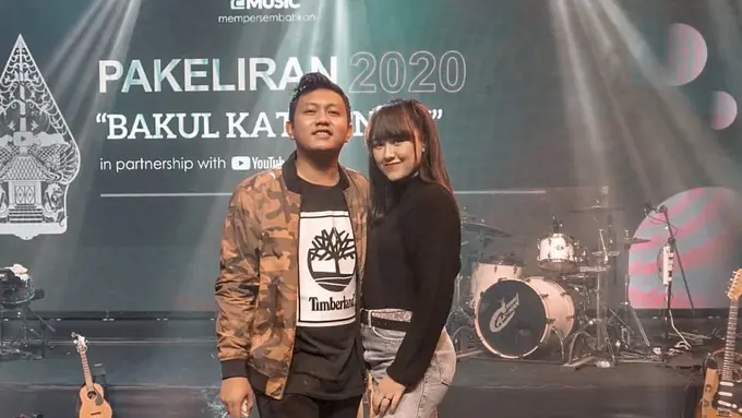 7 Momen Kebersamaan Happy Asmara dan Denny Caknan yang Bikin Baper