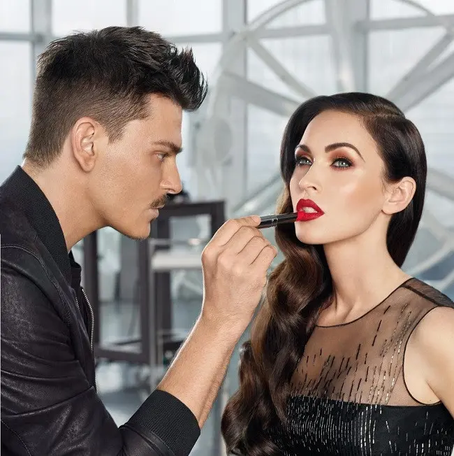 Mario Dedivanovic, makeup artist asal New York, Amerika Serikat yang jadi andalan para selebritas Hollywood. 