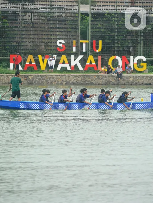 Tujuan diadakan acara bukan hanya untuk perlombaan saja. Namun untuk melahirkan bibit muda dalam olahraga ini, sekaligus mengedukasi tentang olahraga dayung ke masyarakat Kota Depok. (merdeka.com/Arie Basuki)