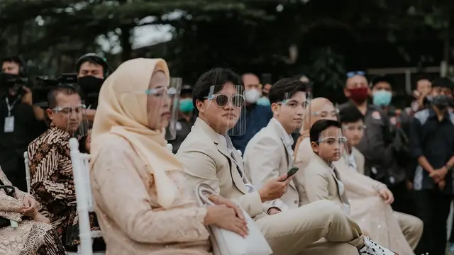Sudah Direstui, Ini 6 Potret Kedekatan Jeffry Reksa dan Keluarga Putri Delina