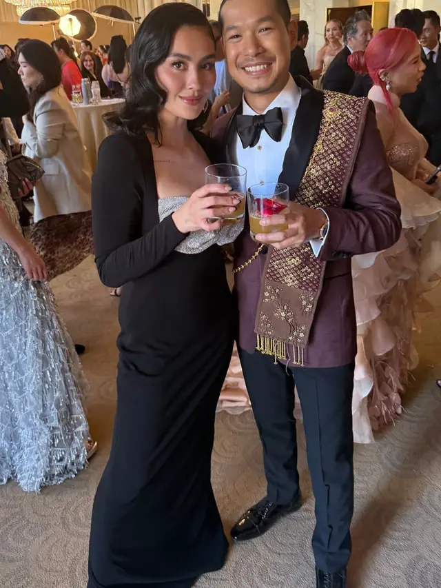 Gaya Elegan Agnez Mo di Gold Gala. [@agnezmo]
