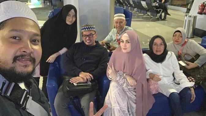 Jennifer Dunn berhijab (Sumber: Instagram/jeje.dunn)