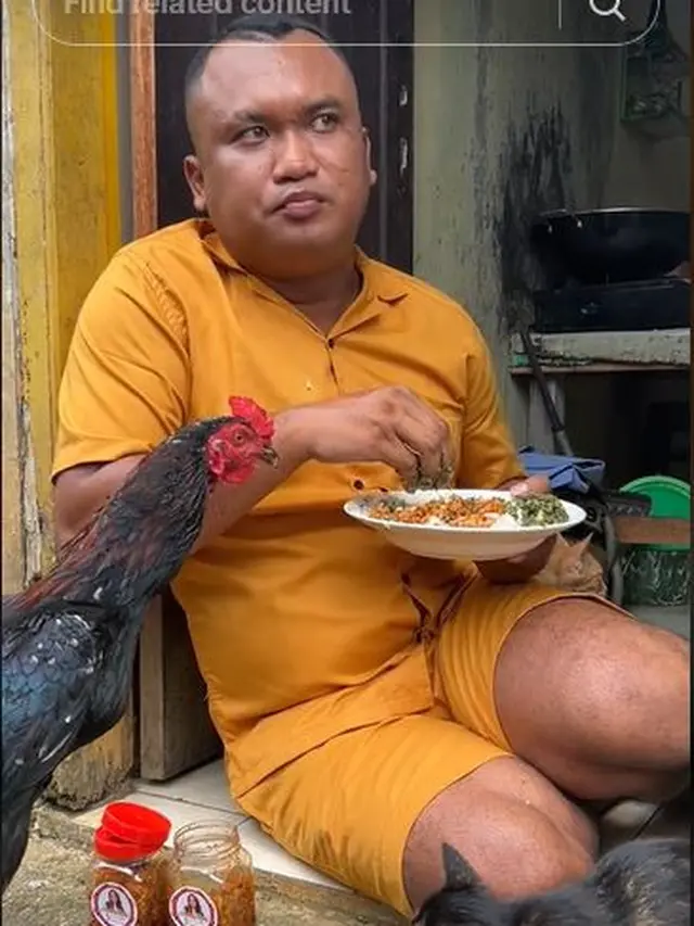 6 Potret Adi Sudirja, Pemilik Ayam Bernama Putra yang Viral di Medsos