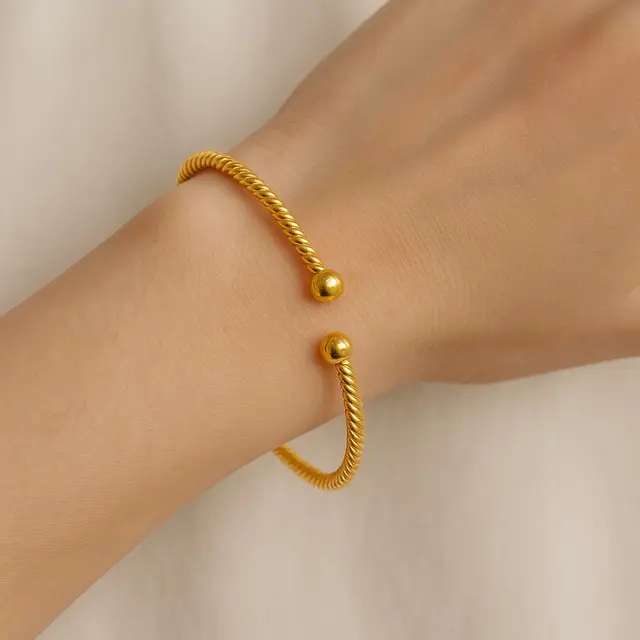 6. Gelang Spiral Adjustable