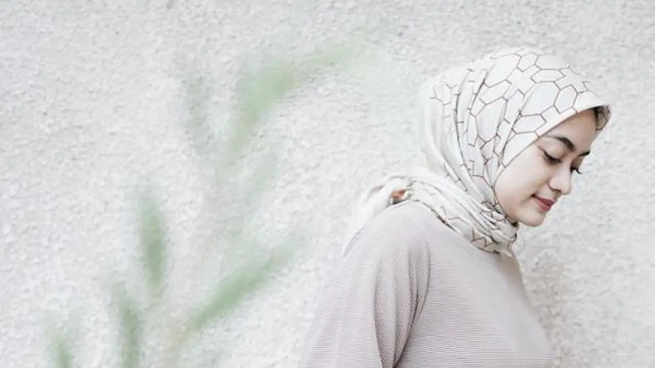 Pilih hijab Ayudia Bing Slamet