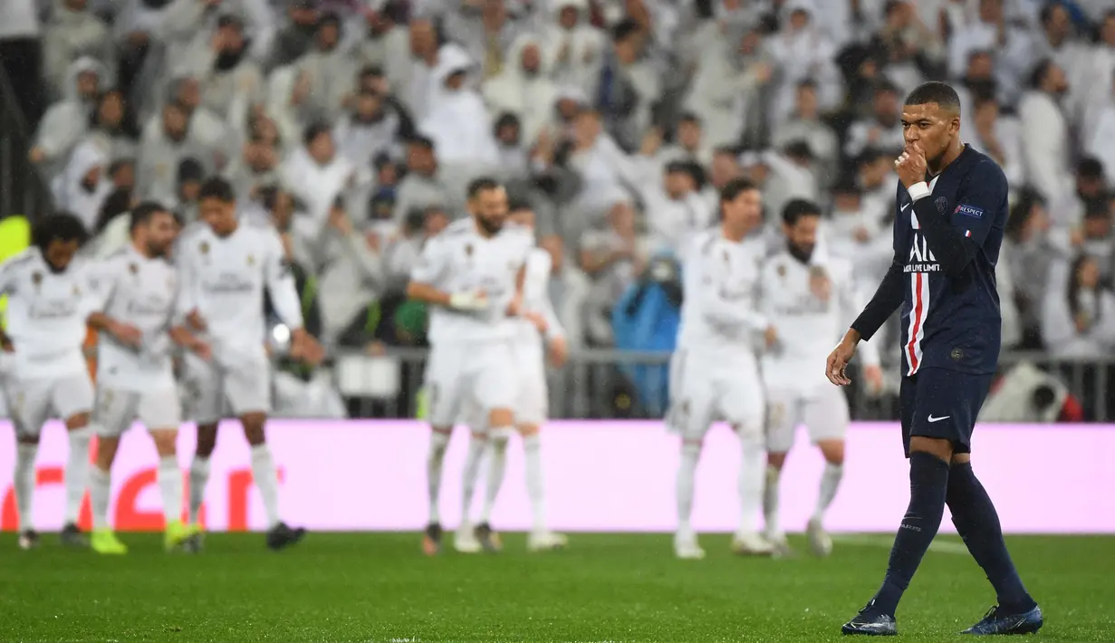 Padahal Mbappe sudah ingin pindah ke Real Madrid jauh sebelum Lionel Messi bergabung dengan PSG. Keberanian PSG untuk menolak pinangan Madrid merupakan langkah yang mengejutkan, karena kontrak Mbappe yang hanya tinggal satu musim di Paris. (Foto: AFP/Gabriel Bouys)