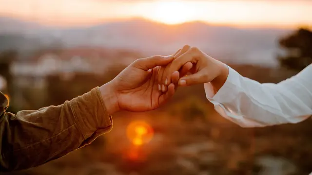 10 Kata-kata Bikin Baper yang Romantis